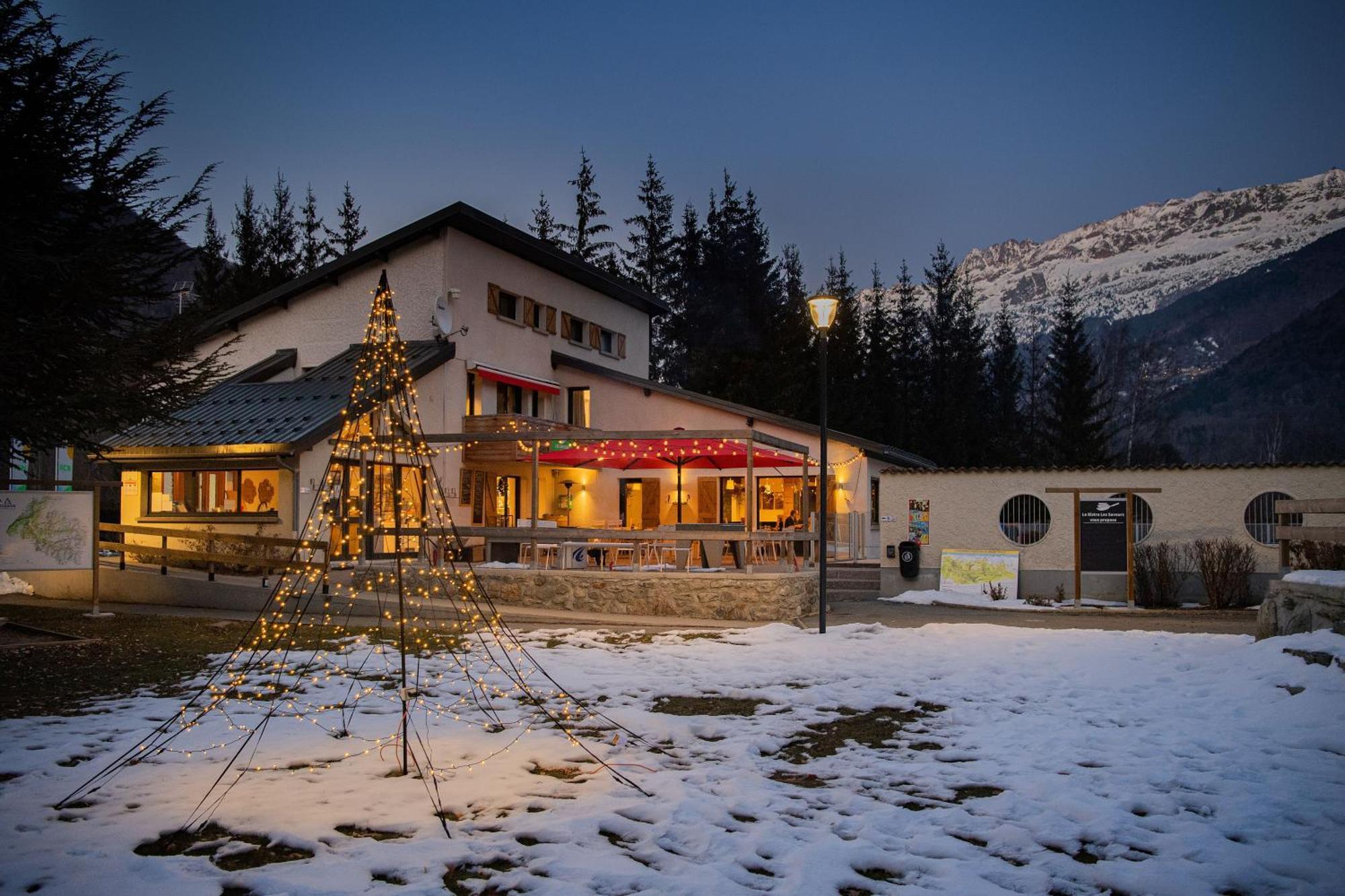 Camping Rcn Belledonne Le Bourg-dʼOisans Exteriér fotografie