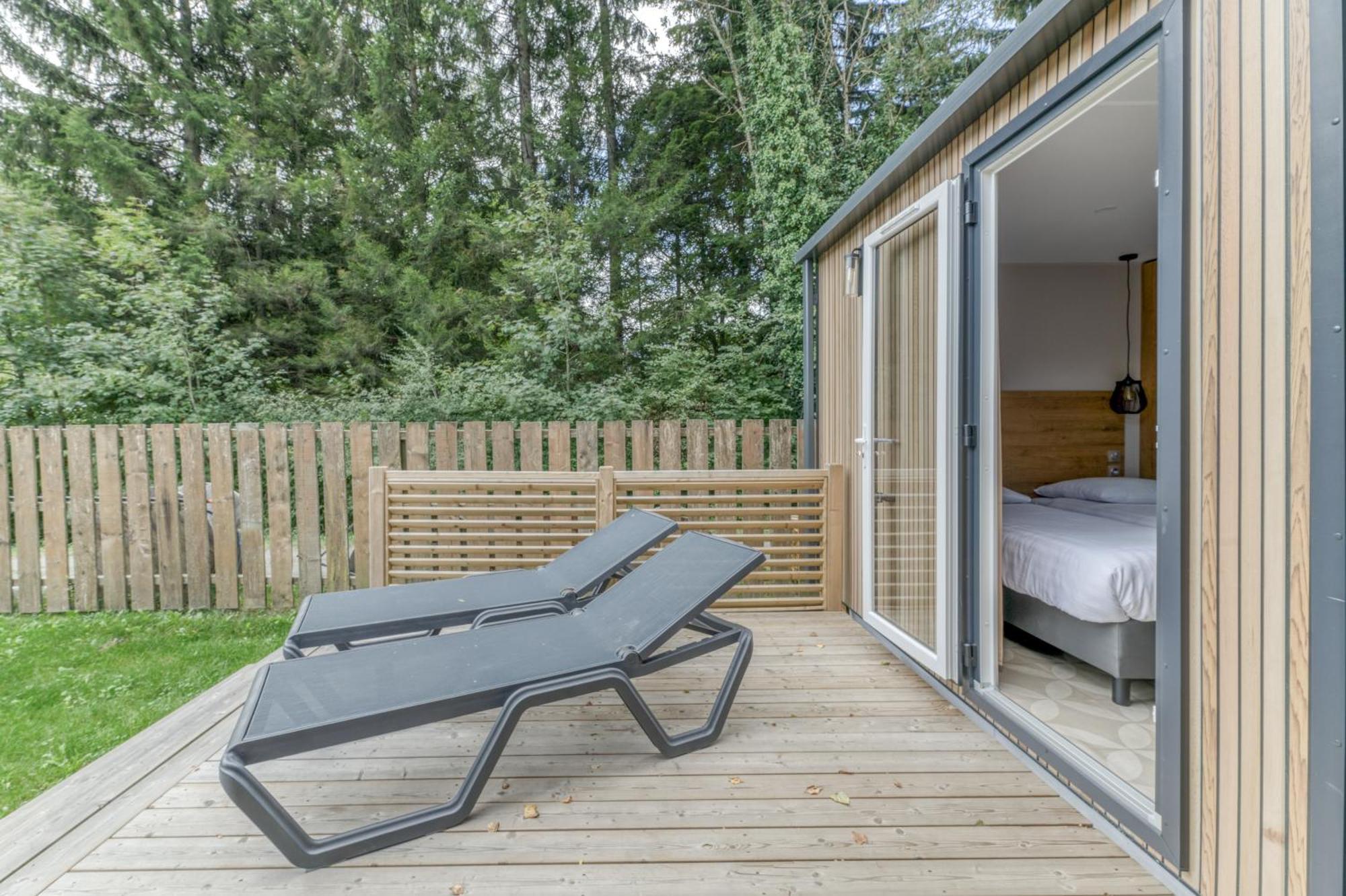 Camping Rcn Belledonne Le Bourg-dʼOisans Exteriér fotografie