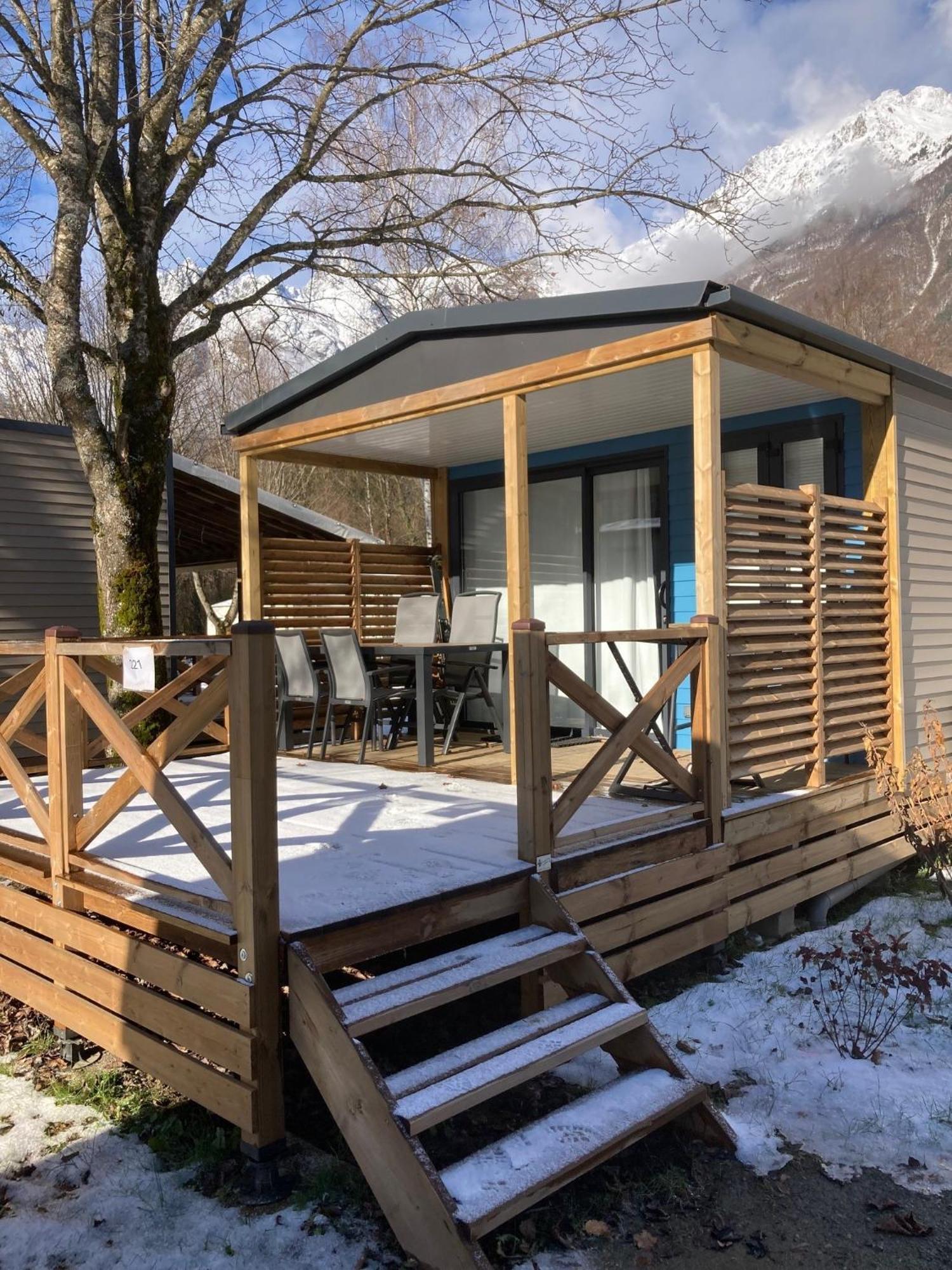 Camping Rcn Belledonne Le Bourg-dʼOisans Exteriér fotografie