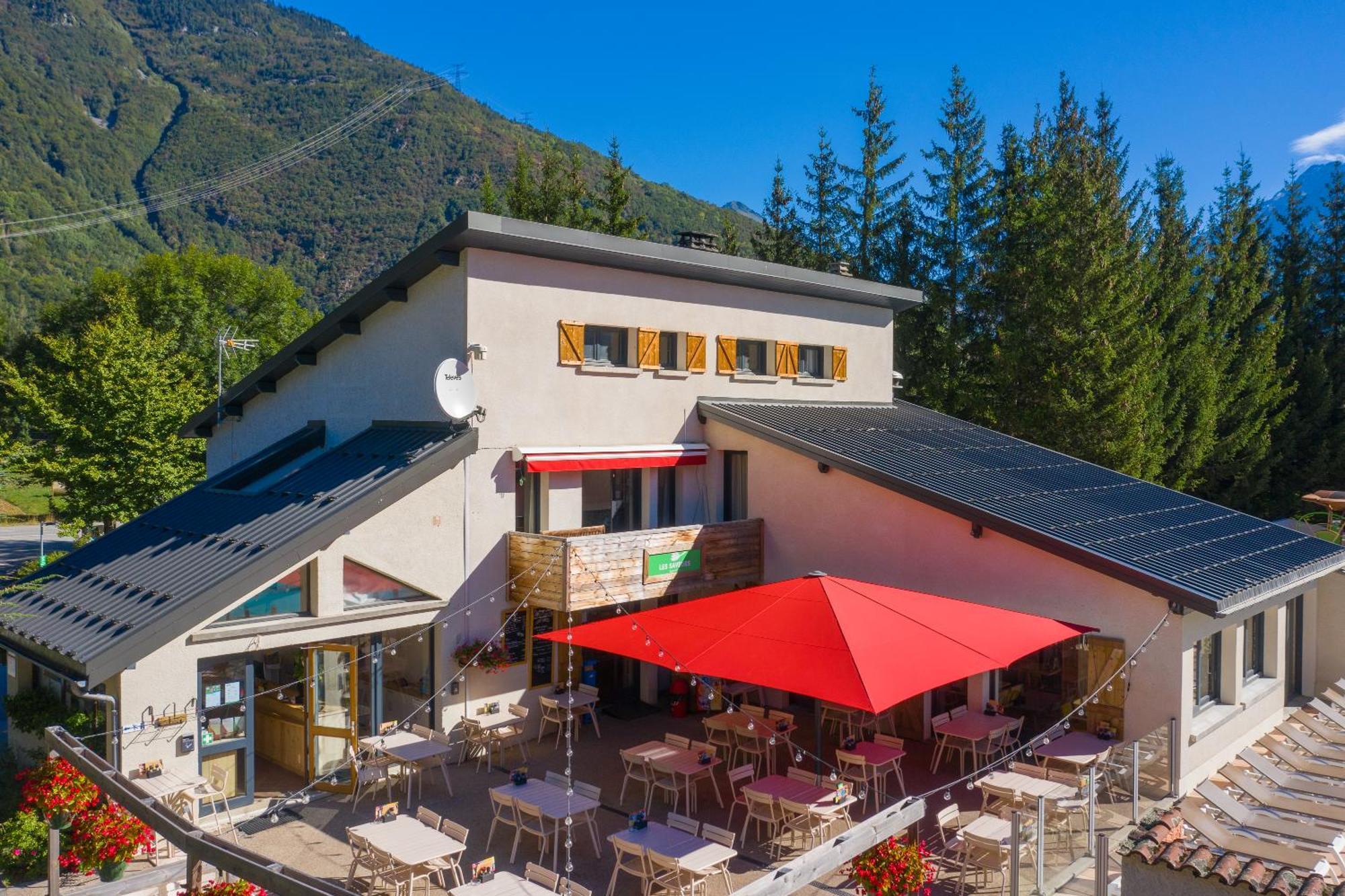 Camping Rcn Belledonne Le Bourg-dʼOisans Exteriér fotografie